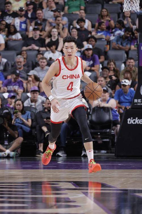欧预赛决赛首轮对决，争夺激烈精彩纷呈的简单介绍