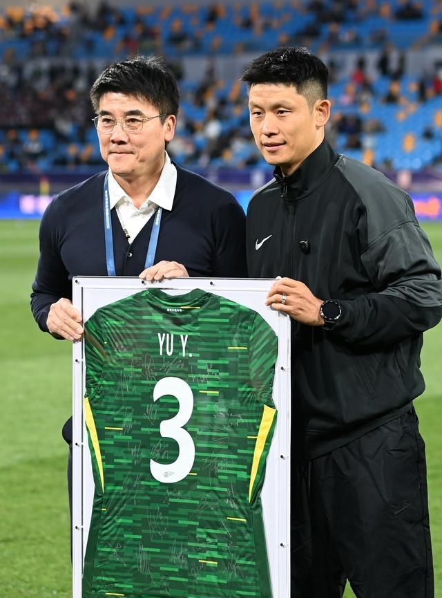包含原本已到津门虎的鲁能后腰！却因无法保证主力离队，如今沦落中甲的词条