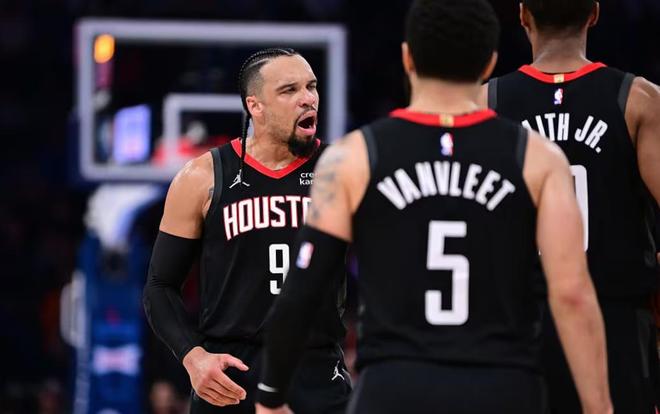 关于NBA：湖人名宿奥尼尔接受采访谈字母哥，他不会去火箭队，最好的去处是勇士队的信息