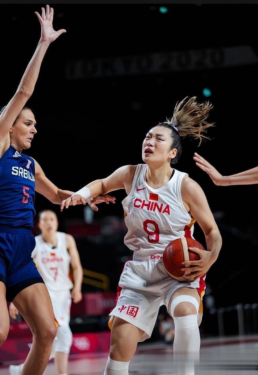 加拿大女篮不敌中国，遗憾出局于奥运会八强(加拿大女篮wnba)